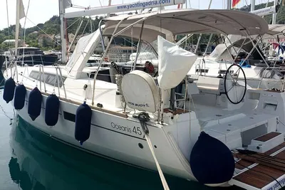 2013 Beneteau Oceanis 45