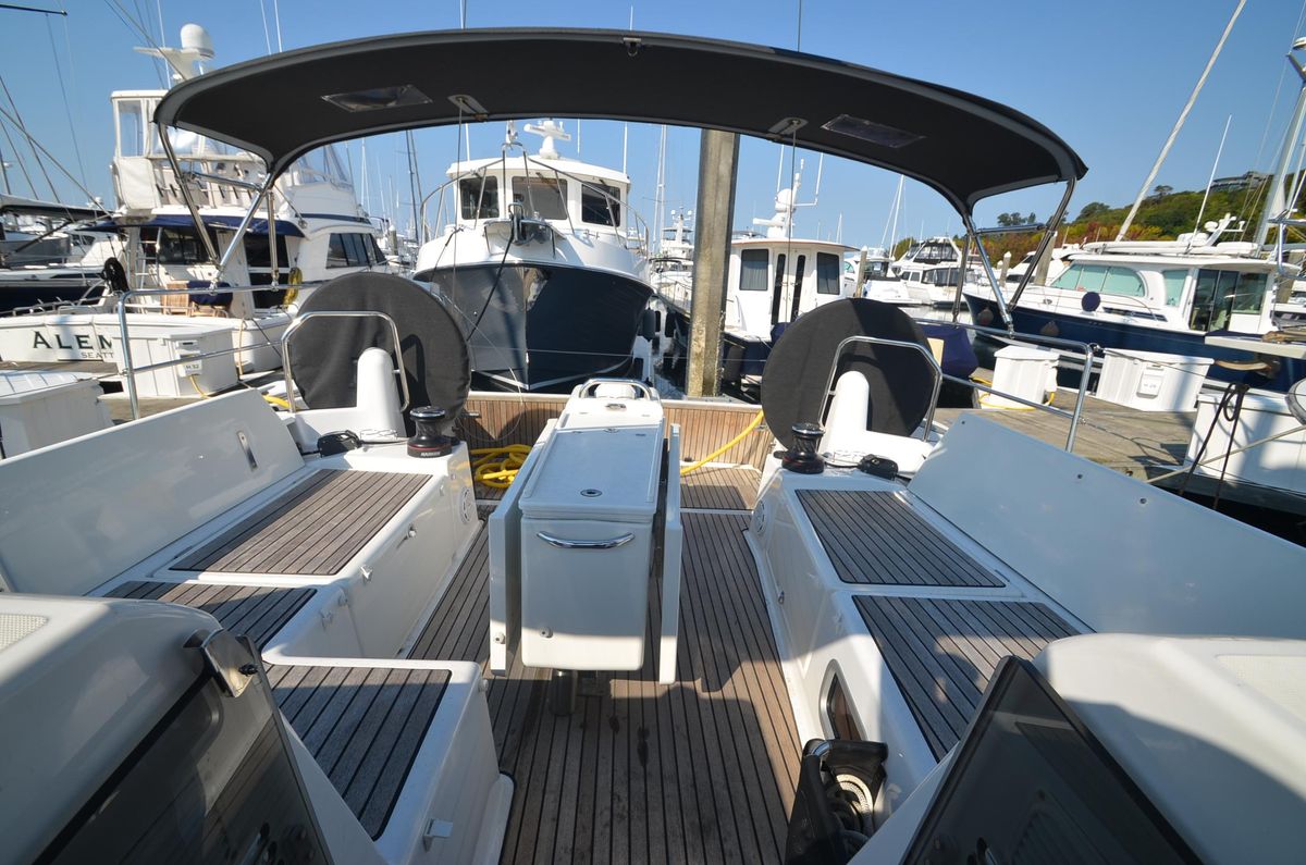 2021 Jeanneau 44 