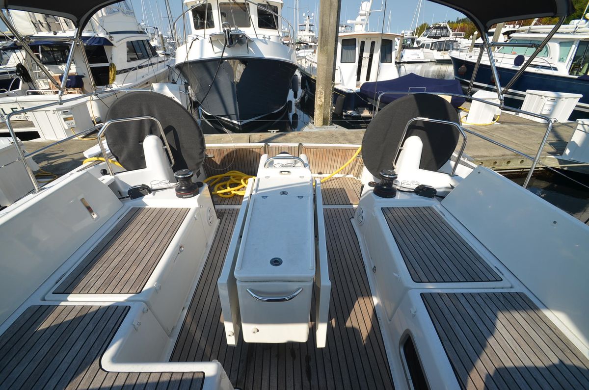 2021 Jeanneau 44 