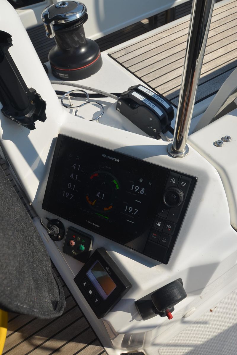 2021 Jeanneau 44 