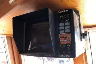 Moments Notice Yacht Photos Pics 1981 Sea Ranger 47 boat equipment with Goldstar Turbo 501 marine radar display.