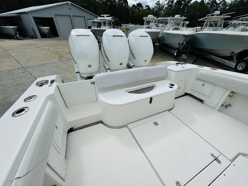 2003 Fountain 38 TE Cuddy Cabin Center Console for sale YachtWorld