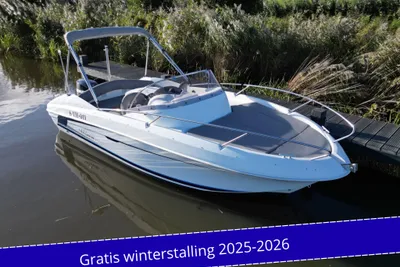 2013 Beneteau 650 Sundeck - 175 pk Evirude