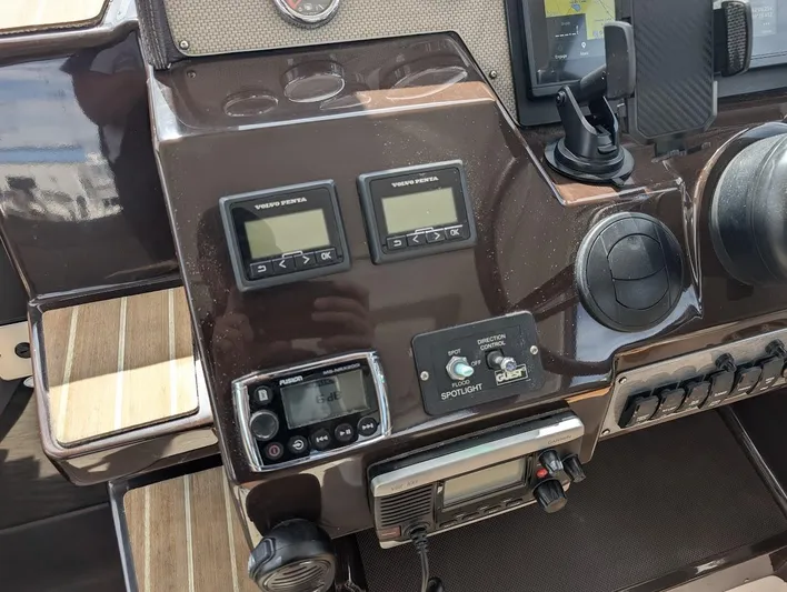 Speakeasy Yacht Photos Pics 