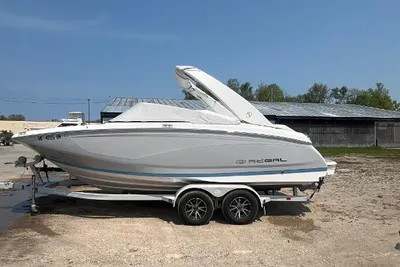 Regal 22 FasDeck