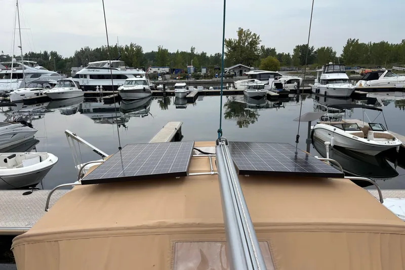 Star IV Yacht Photos Pics Solar