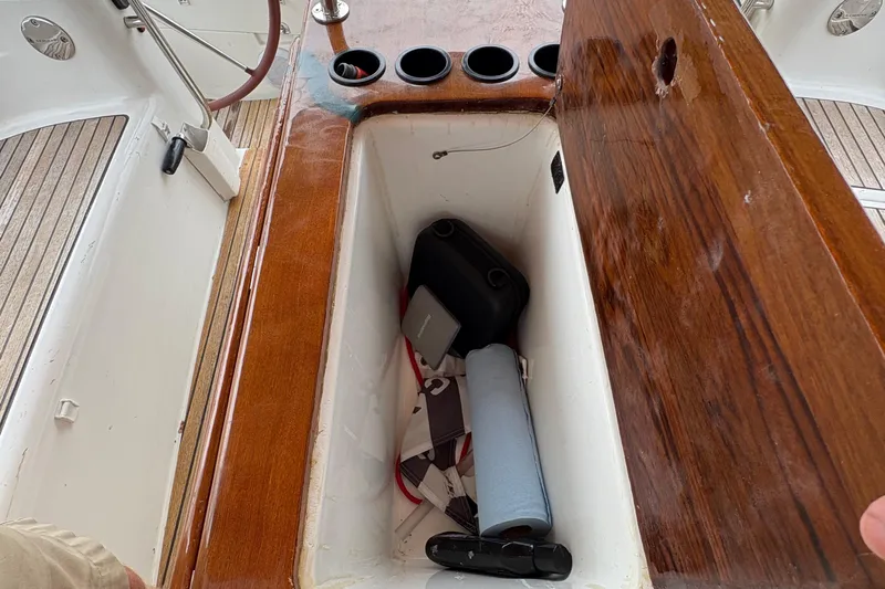 Star IV Yacht Photos Pics Plenty of Storage