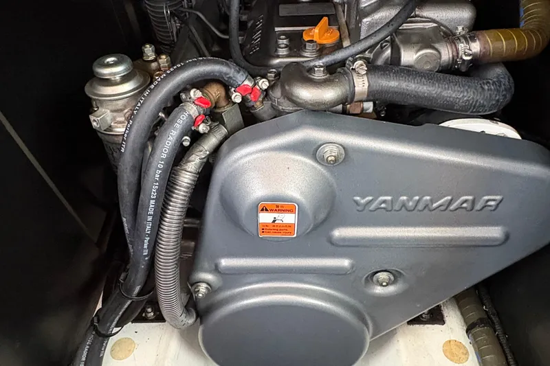 Star IV Yacht Photos Pics Yanmar 100HP diesel