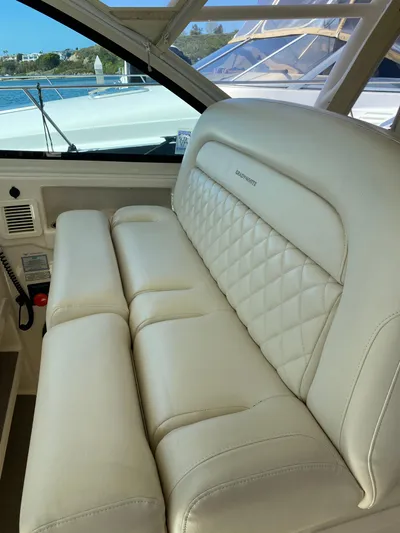 Lola Yacht Photos Pics Luxurious seating on 2017 Grady-White Freedom 375 boat, featuring quilted leather upholstery.