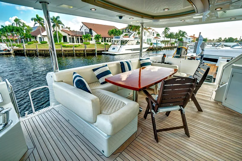 "claire" Yacht Photos Pics 