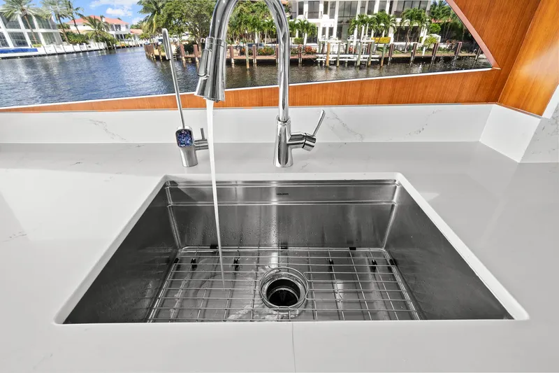 "claire" Yacht Photos Pics 