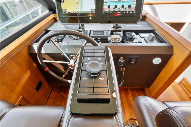 "claire" Yacht Photos Pics 