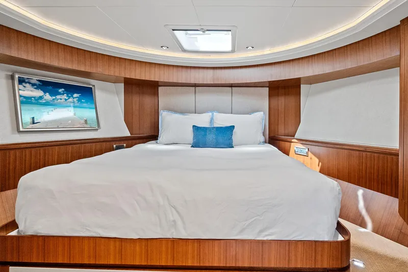 "claire" Yacht Photos Pics 