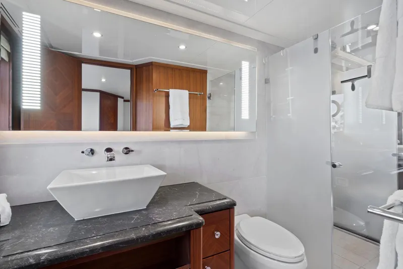 "claire" Yacht Photos Pics 