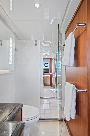 "claire" Yacht Photos Pics 