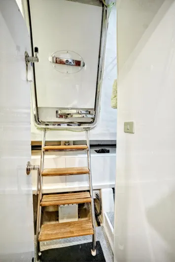 "claire" Yacht Photos Pics 