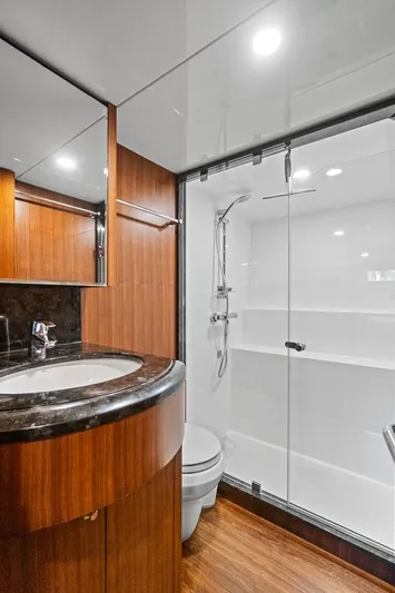 "claire" Yacht Photos Pics 