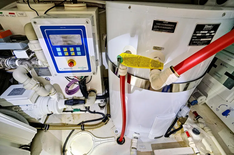 "claire" Yacht Photos Pics 