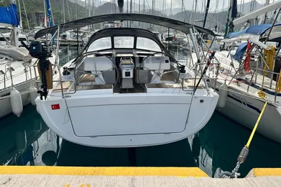 2022 Hanse 458