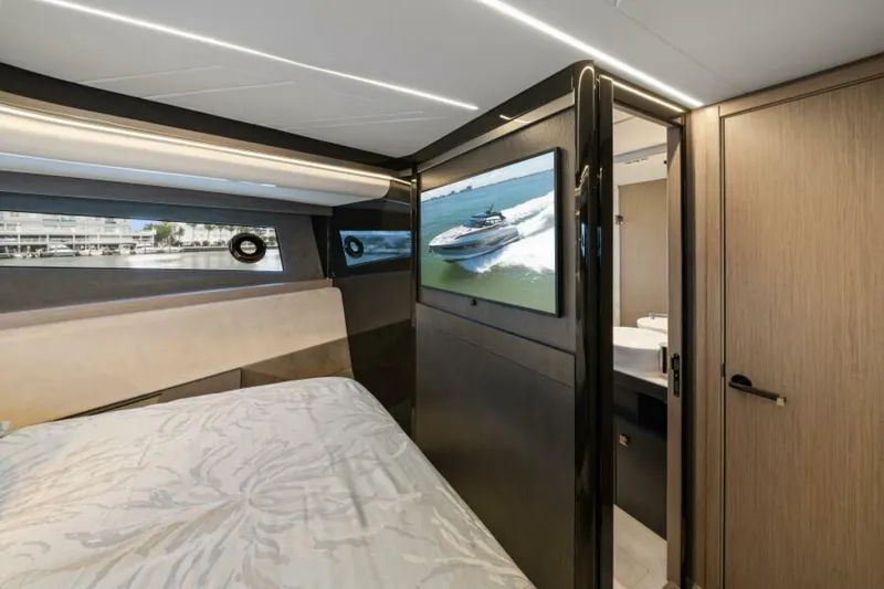  Yacht Photos Pics 2024 Sunseeker Superhawk 55 - Image 47