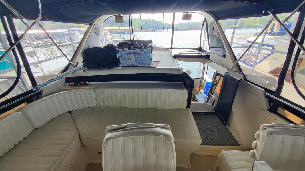 1986 Californian 42 Motor Yacht