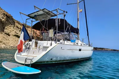 2004 Beneteau Oceanis Clipper 423