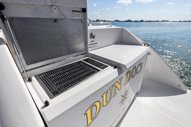 Dun Doc'n Yacht Photos Pics 