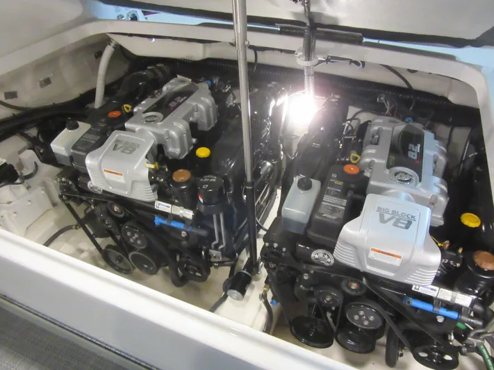  Yacht Photos Pics Stored Indoors, February 2023