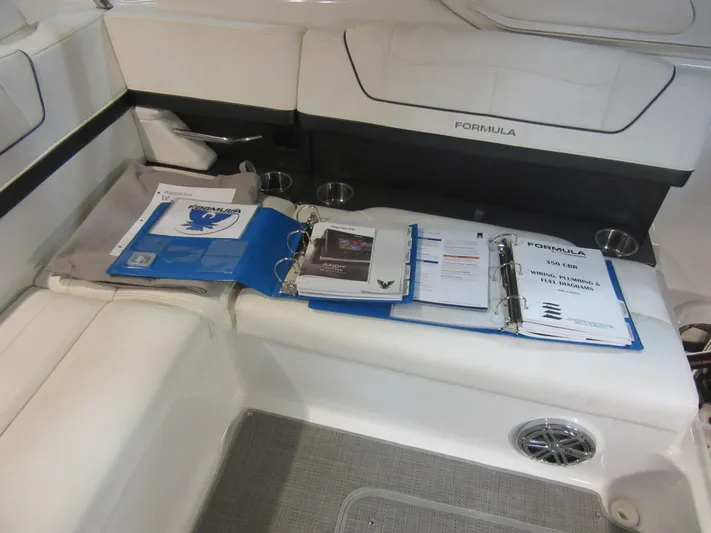  Yacht Photos Pics Stored Indoors, February 2023