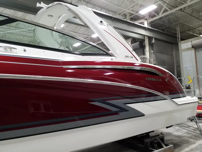  Yacht Photos Pics Finishing at the Factory, 2019