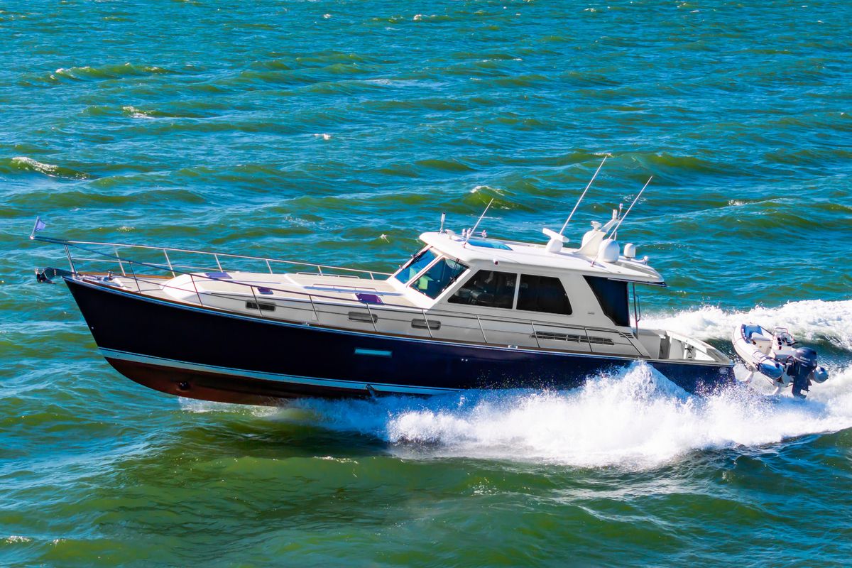 2009 Sabre 52 