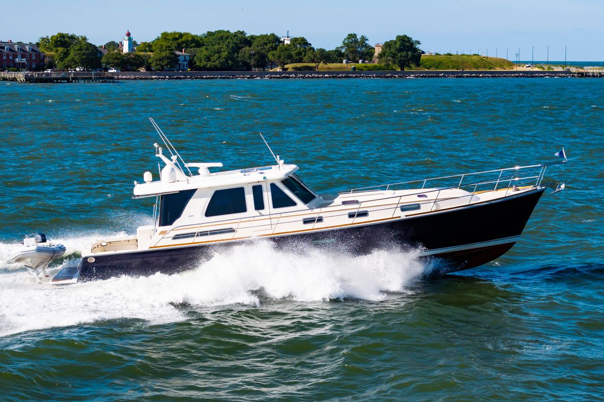 2009 Sabre 52 