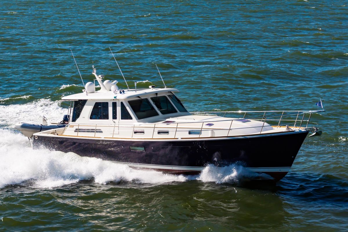 2009 Sabre 52 