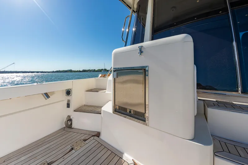 Cur Non Yacht Photos Pics 