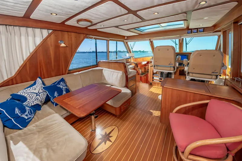 Cur Non Yacht Photos Pics 