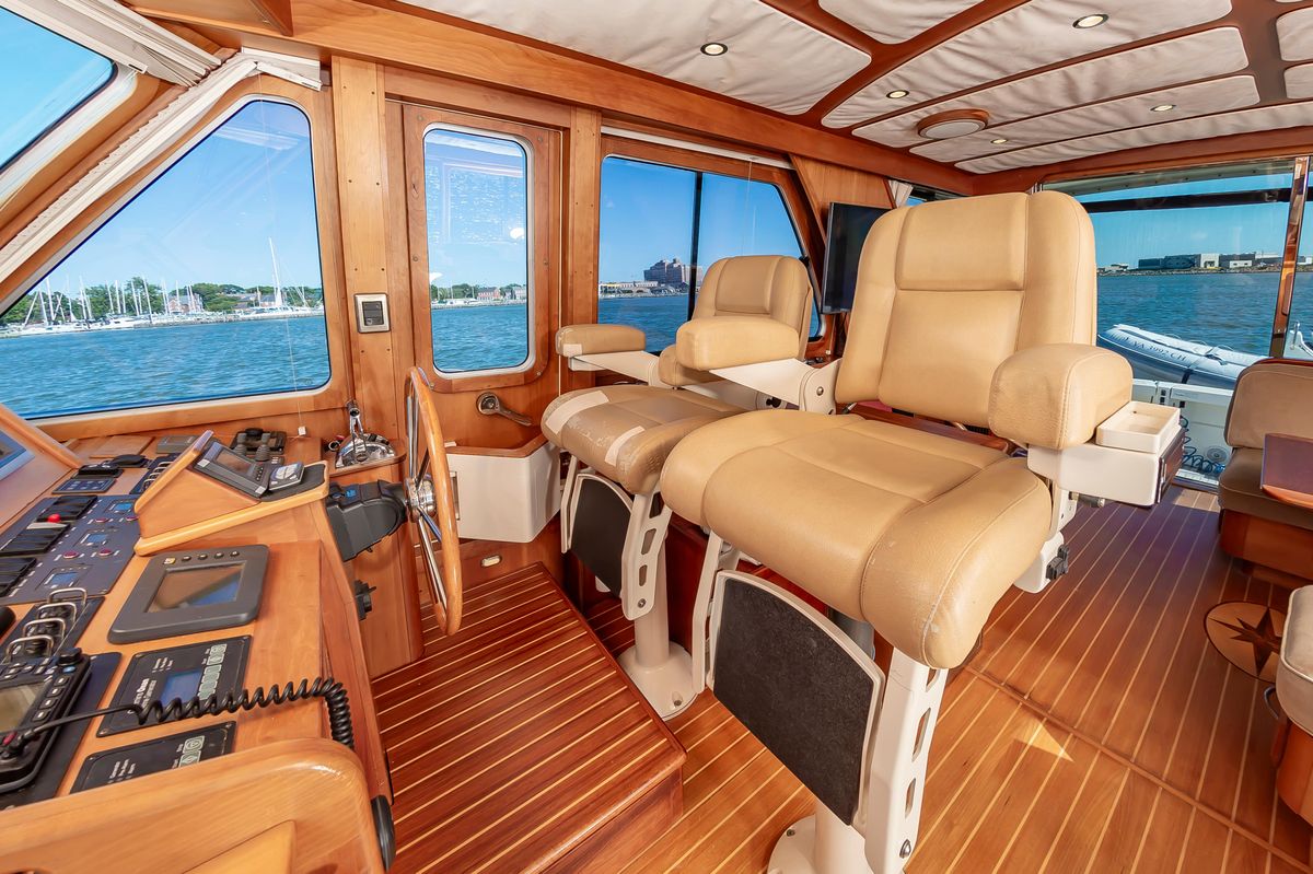 2009 Sabre 52 