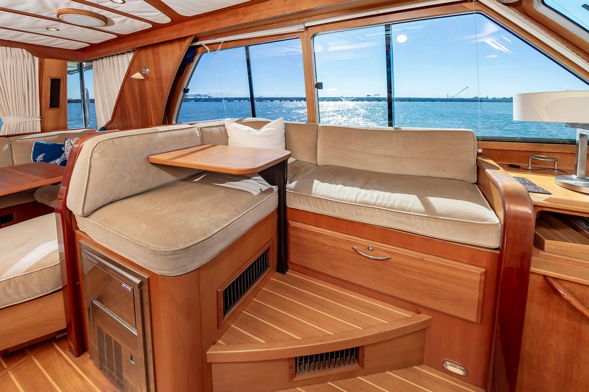 2009 Sabre 52 