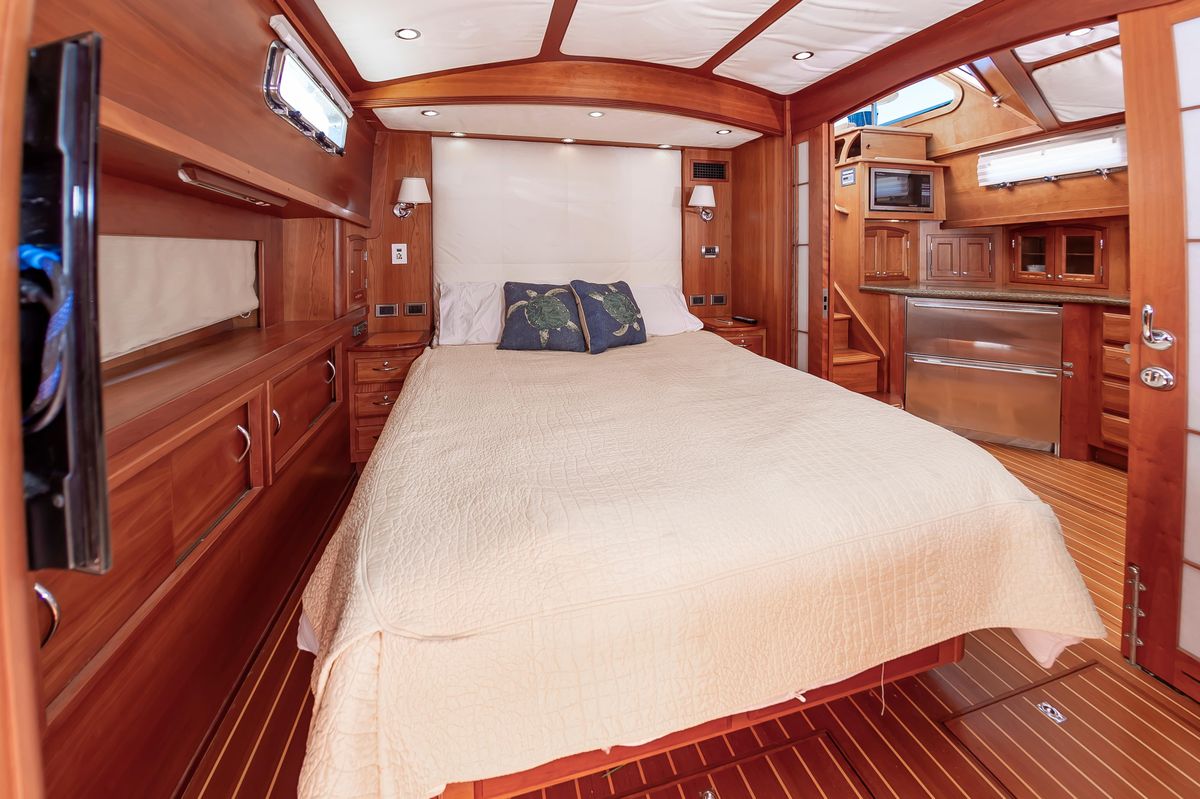 2009 Sabre 52 