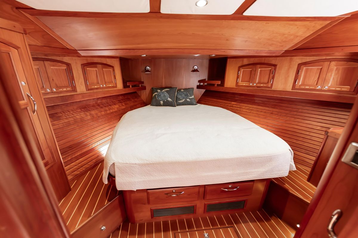 2009 Sabre 52 