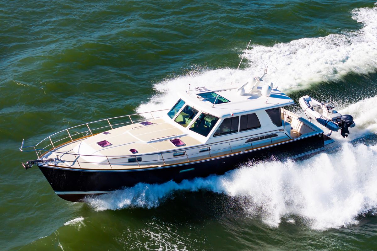 2009 Sabre 52 