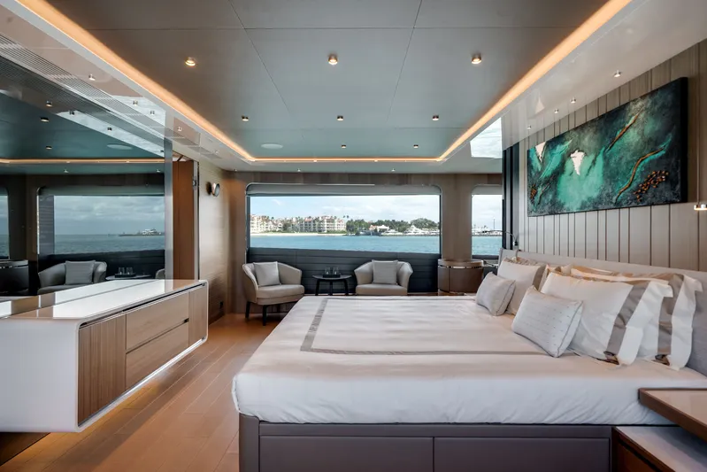  Yacht Photos Pics Luxurious bedroom on Ocean Alexander 35P yacht, model year 2026.