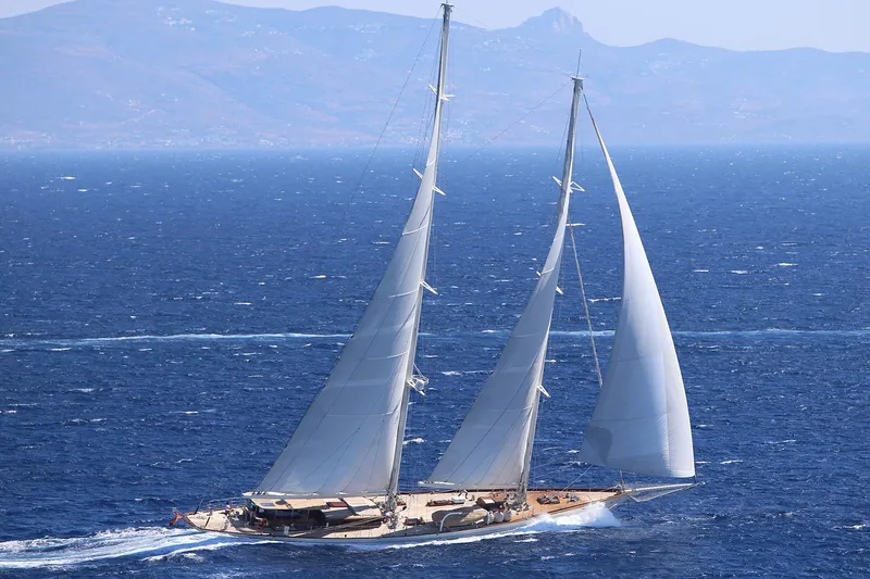 Zenith Yacht Photos Pics ZENITH Dykstra Classic Schooner