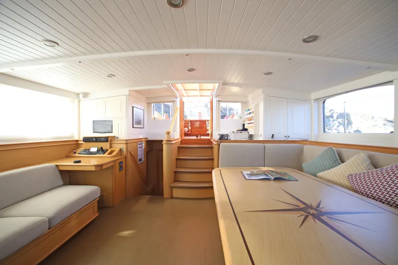 Zenith Yacht Photos Pics Deck saloon