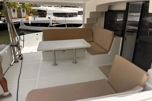 Vieques Yacht Photos Pics Bali 4.5