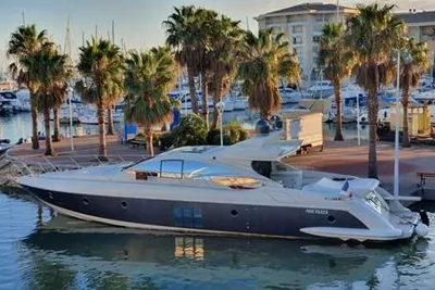 Azimut 68S