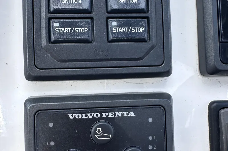 Uni Yacht Photos Pics Control panel of a 2020 Fjord 44 Open boat with Volvo Penta system.