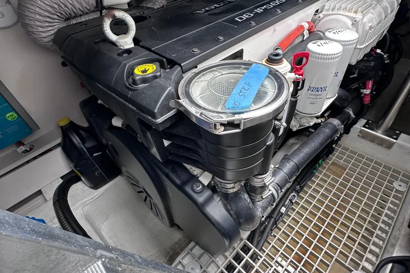 Uni Yacht Photos Pics Engine compartment of a 2020 Fjord 44 Open boat with Volvo Penta components.