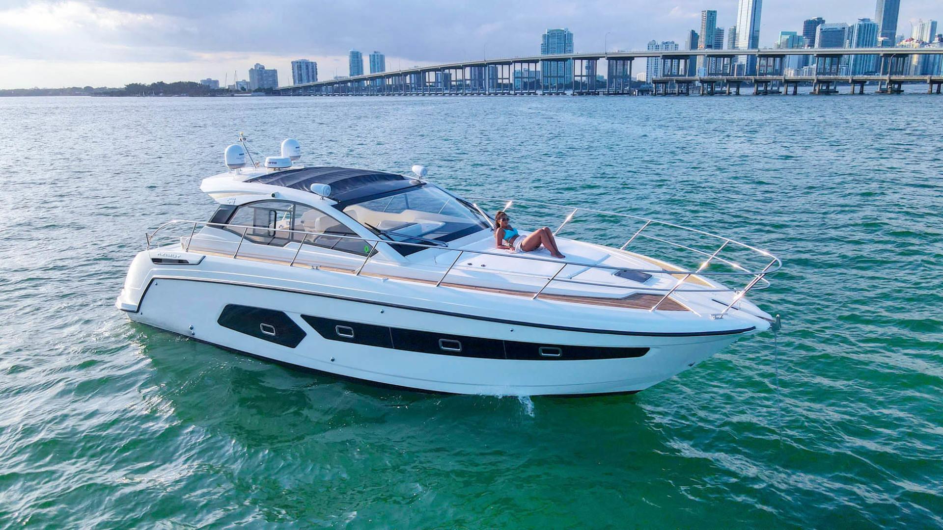 2015 Azimut Atlantis 43 Sports Cruiser for sale - YachtWorld