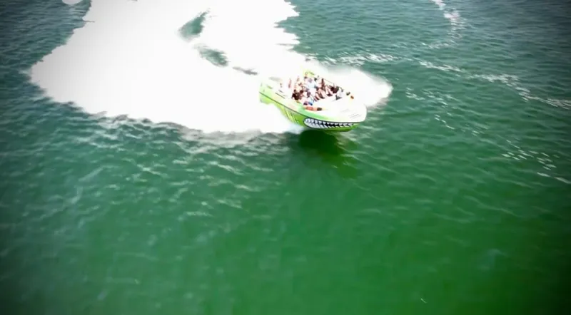 Scream Machine Yacht Photos Pics 2016 Smoky Mountain 25 Passenger Jet Boat speeding on water.