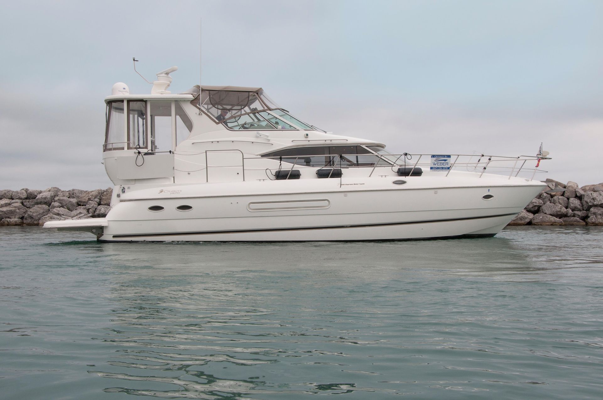 2002 cruiser yacht 4450